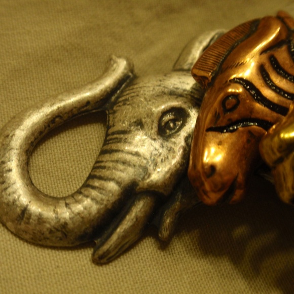 Elephant, Zebra, and Lion Brooch - Three Toned - Picture 4 of 8